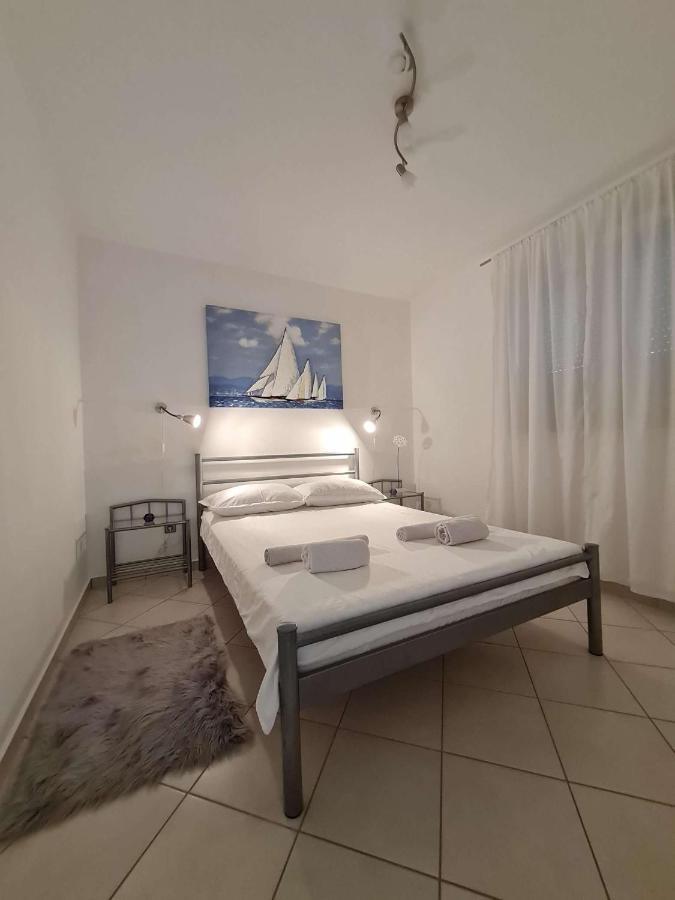 Apartmani Lovre I Zara Extérieur photo